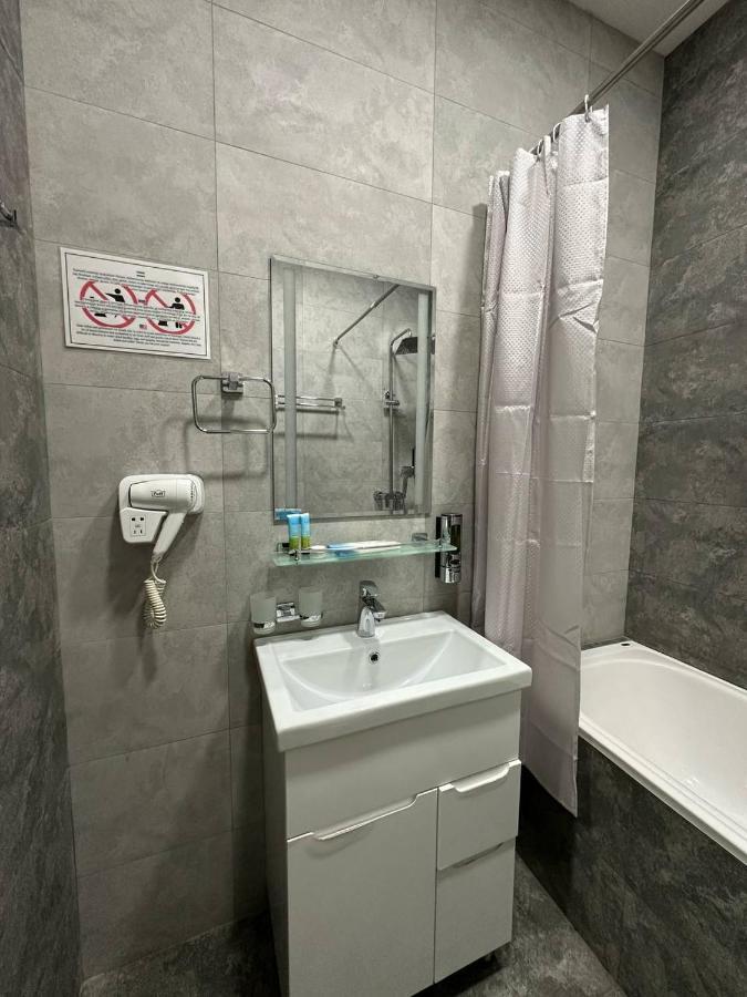 Vip Hotel Tashkent Ngoại thất bức ảnh