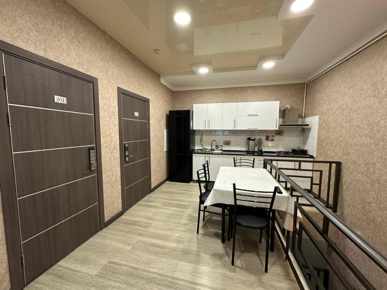 Vip Hotel Tashkent Ngoại thất bức ảnh