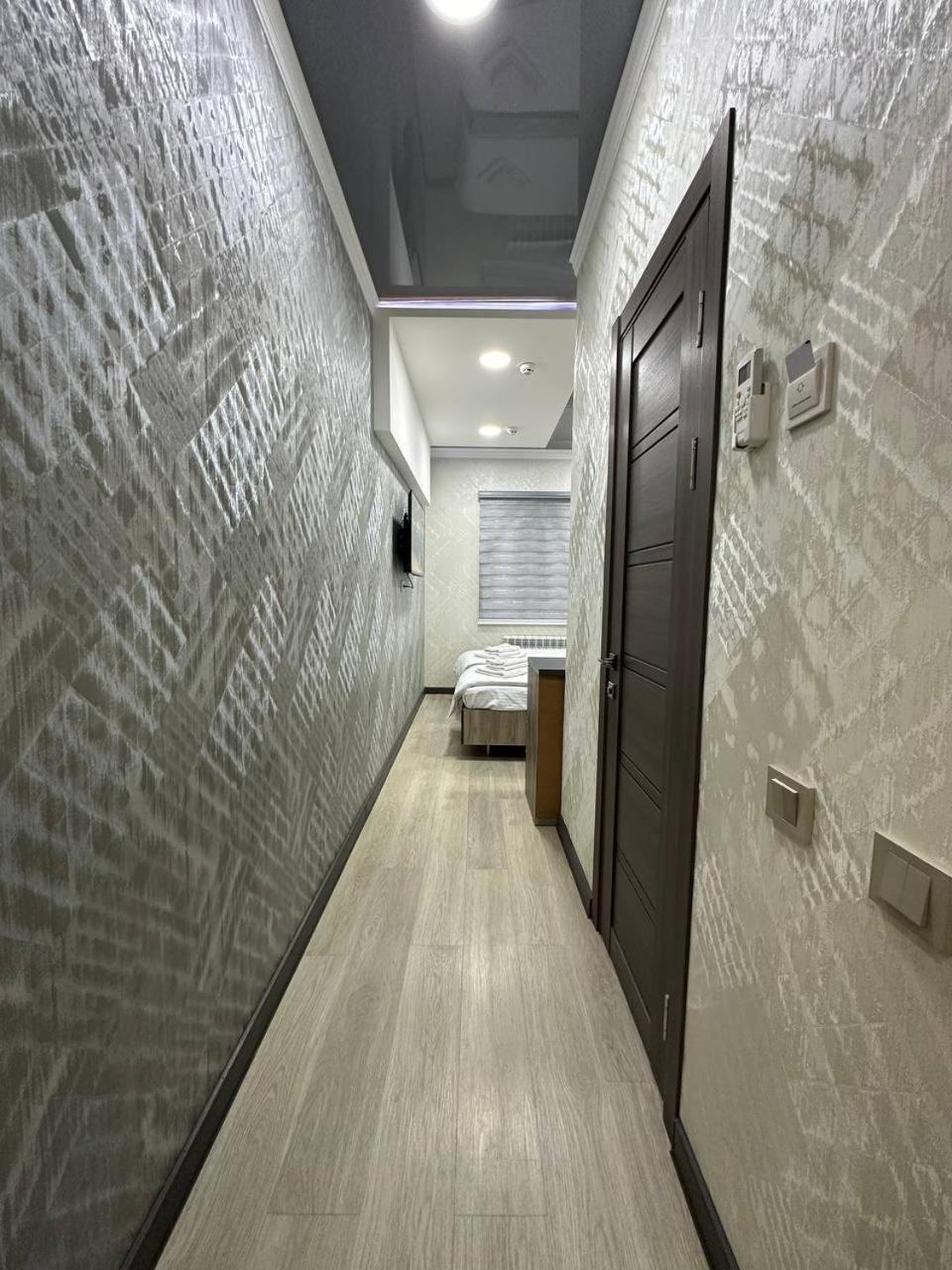 Vip Hotel Tashkent Ngoại thất bức ảnh