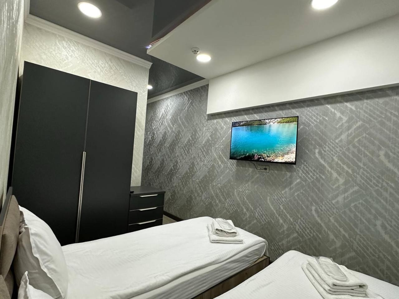 Vip Hotel Tashkent Ngoại thất bức ảnh