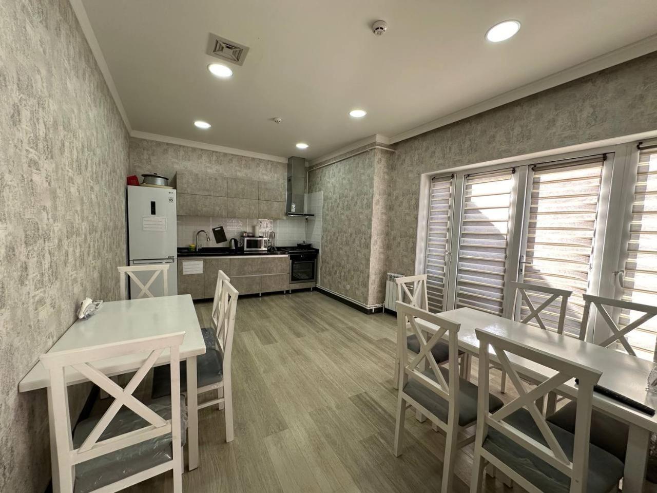 Vip Hotel Tashkent Ngoại thất bức ảnh